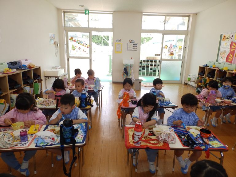 給食の様子 24 たけ組