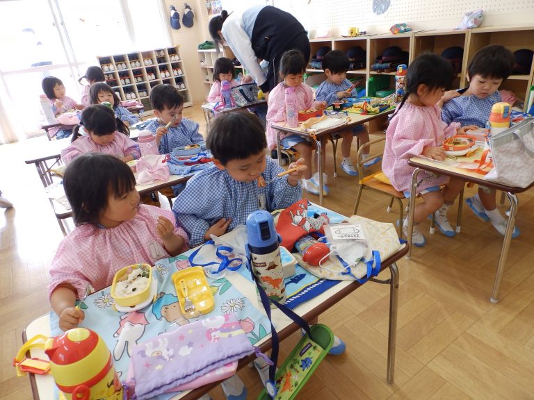 お弁当の様子　②　うめ組