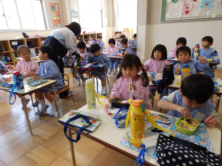 お弁当の様子　⑦　さくら組