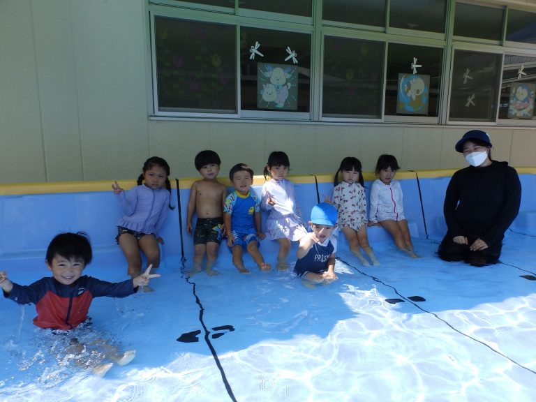 水遊び　⑧　年少・満３歳児組