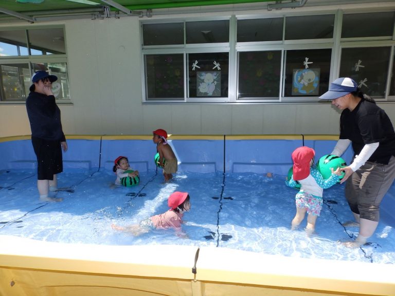 水遊び　⑫　満３歳児組
