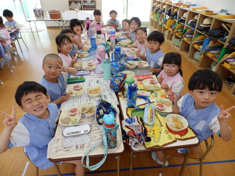 給食の様子　⑪　たけ組