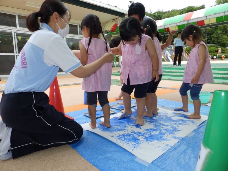 絵画クラブ　㉒　年少組