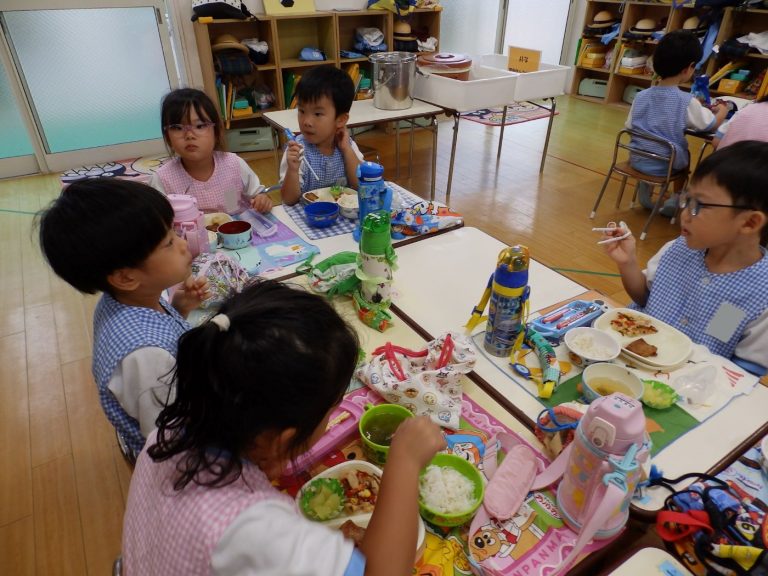 給食の様子　⑭　たけ組