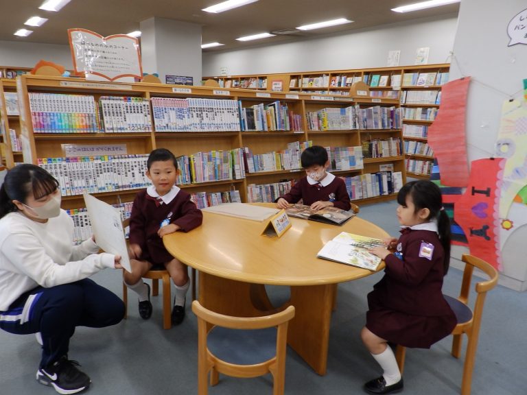 図書館見学　⑩