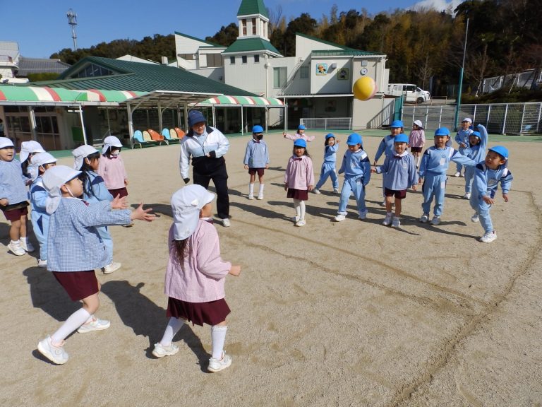 保育の様子　⑱　すみれ組