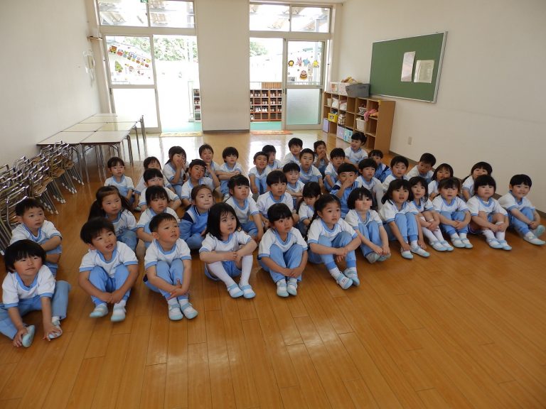 保育の様子　➉　年中組