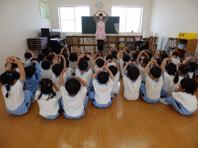 保育の様子　⑦　年中組