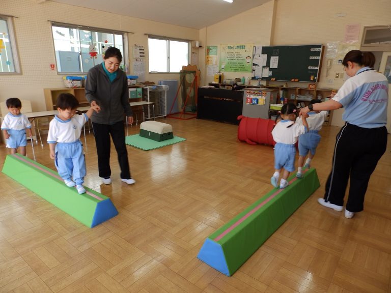 保育の様子　⑲　もも組