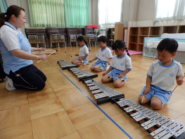 年中組　⑬　音楽クラブ