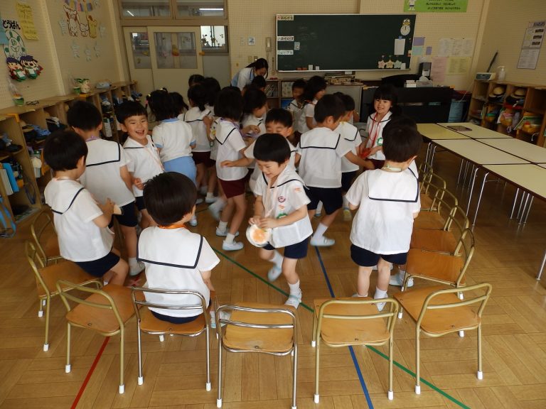 保育の様子　⑪　れんげ組