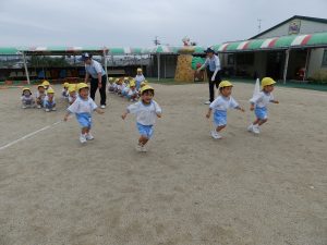 保育の様子　①　年少組