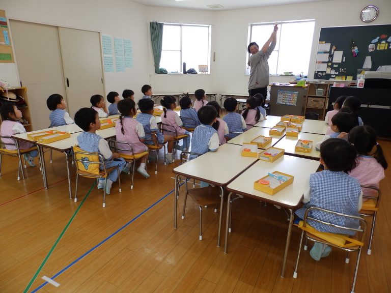 保育の様子　⑫　まつ組