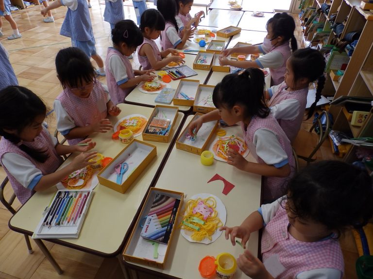 保育の様子　⑪　すみれ組　