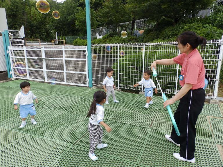 保育の様子　⑦　もも組