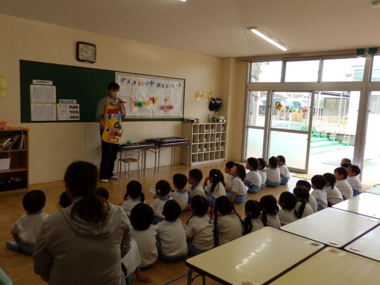 保育の様子　⑫　年少組