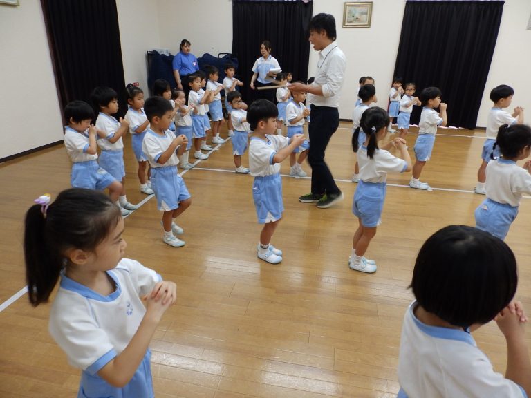鼓笛指導　⑤　年長組