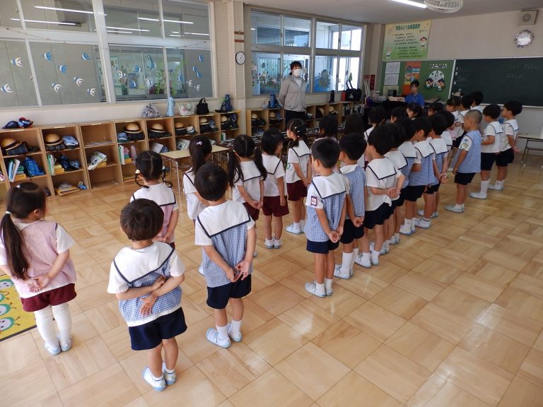 保育の様子　⑥　すみれ組
