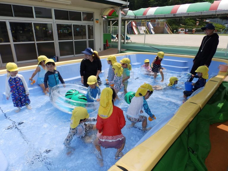 水遊び　⑦　うめ組