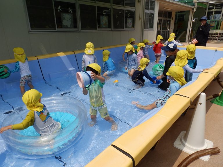 水遊び　⑧　うめ組