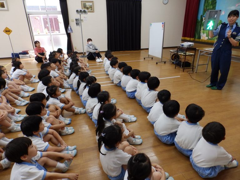 交通安全教室　③　