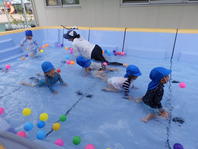 水遊び　⑯　もも組