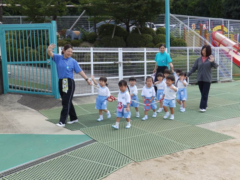 保育の様子　⑦　もも組