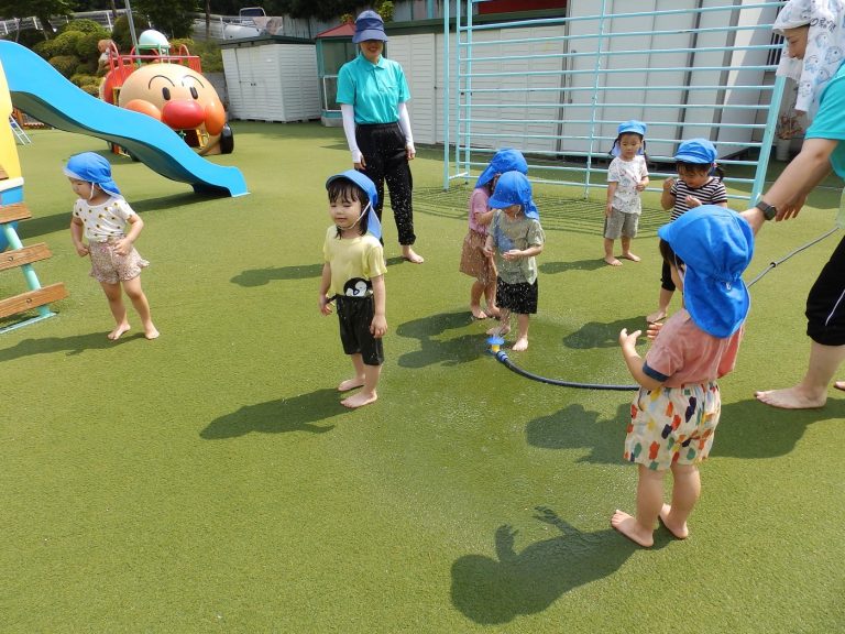 保育の様子　⑭　もも組