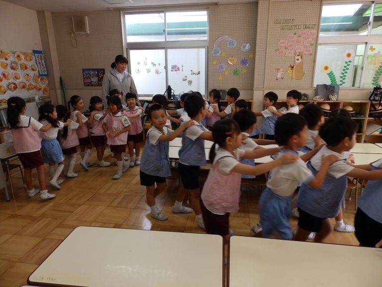 保育の様子　⑮　すみれ組