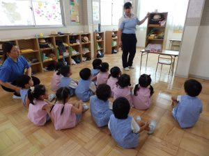 保育の様子　①　さくら組