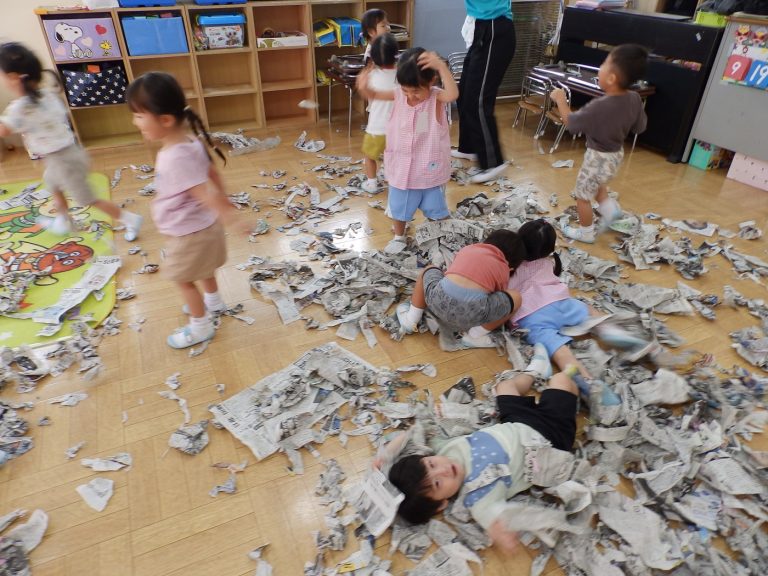 保育の様子　⑪　もも組