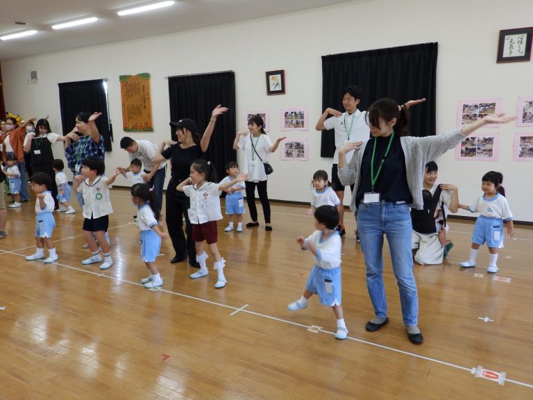 保育参観　⑨　もも組
