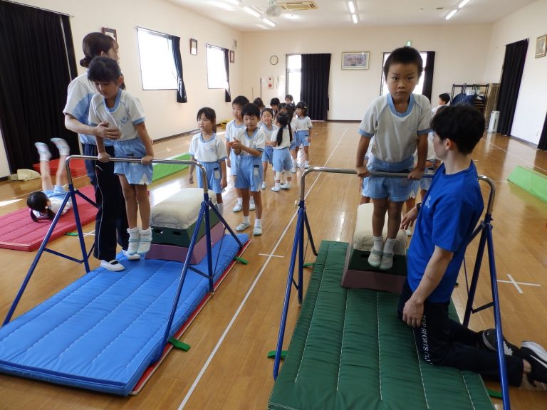保育の様子　④　すみれ組