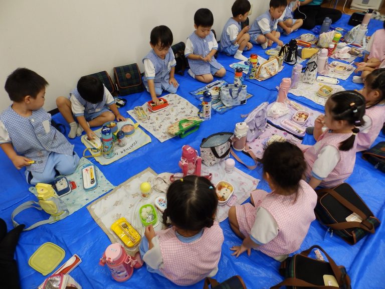 お弁当の様子　⑩　さくら組