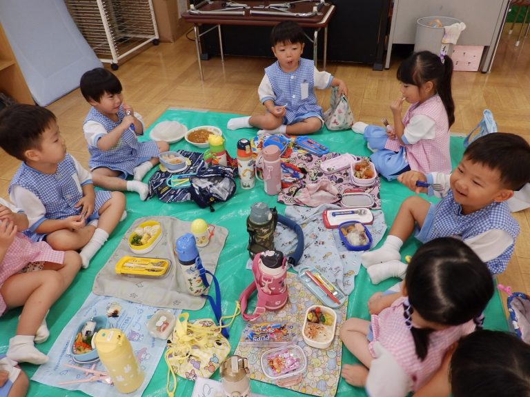 お弁当の様子　㉑　もも組