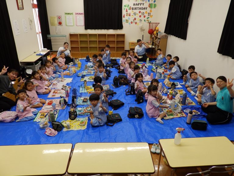 お弁当の様子　⑦　うめ・さくら組