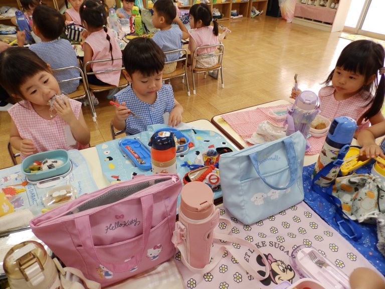 お弁当の様子　⑯　もも組