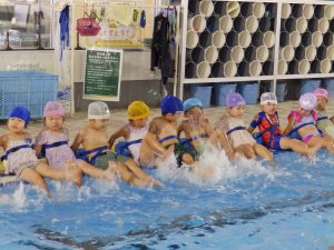 スイミングの様子　①　