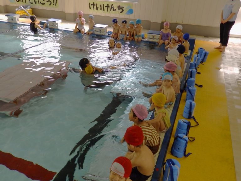 スイミングの様子　⑰