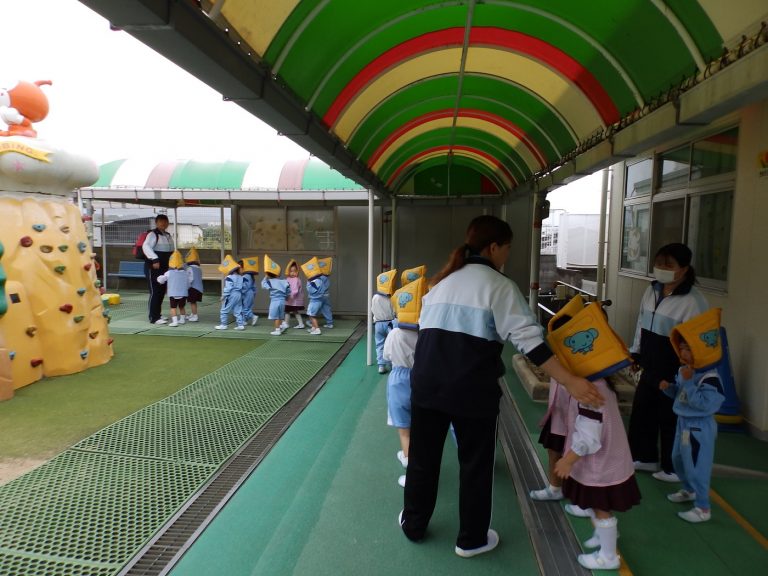 避難訓練　③　さくら組