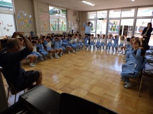 英語レッスン　①　すみれ組