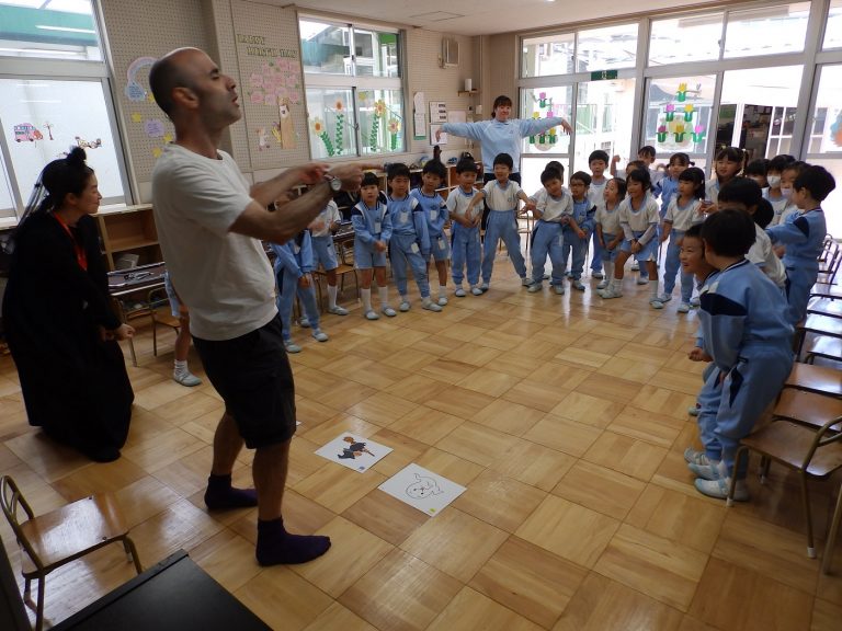 英語レッスン　④　すみれ組　