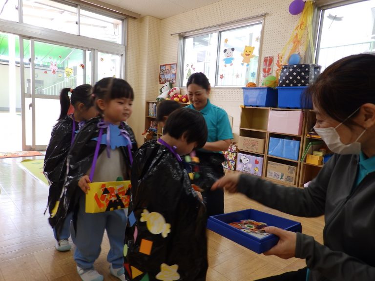保育の様子　⑩　もも組