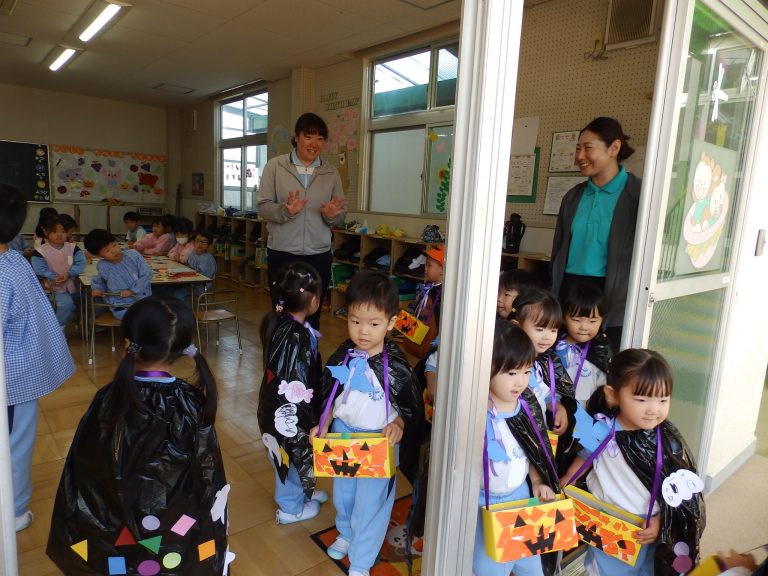 保育の様子　⑮　もも組