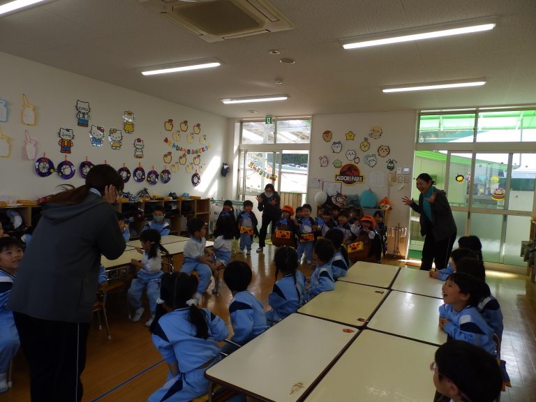 保育の様子　⑰　もも組