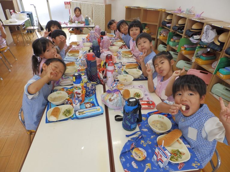 給食の様子　⑭　たけ組