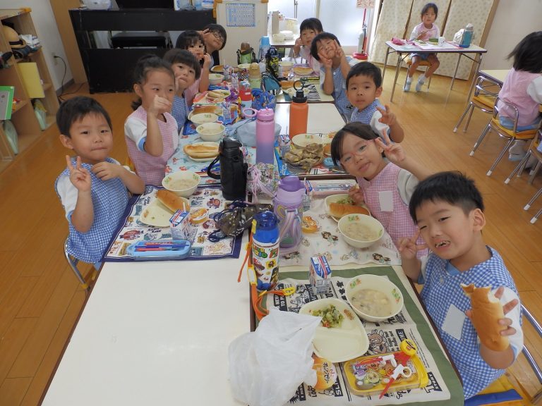 給食の様子　⑮　たけ組