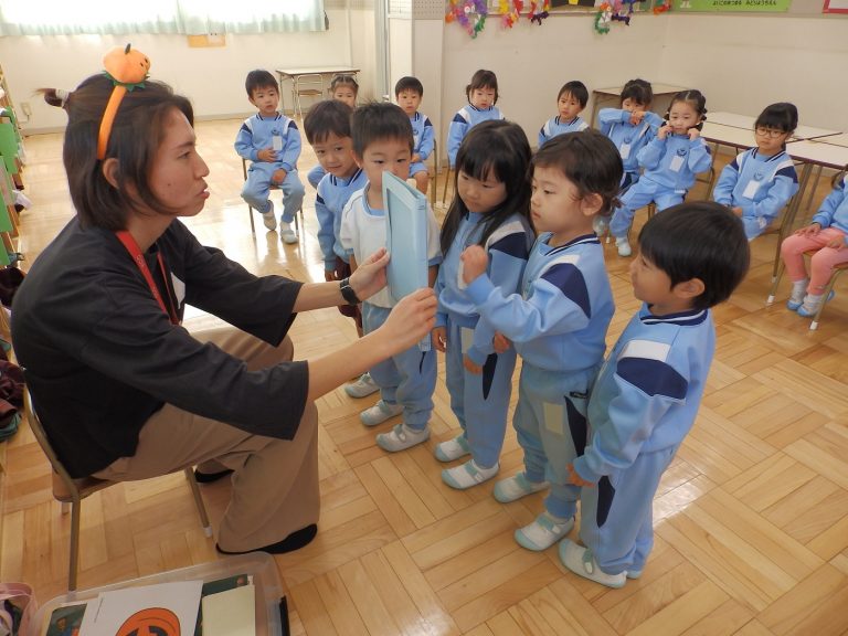 英語レッスン　⑥　さくら組