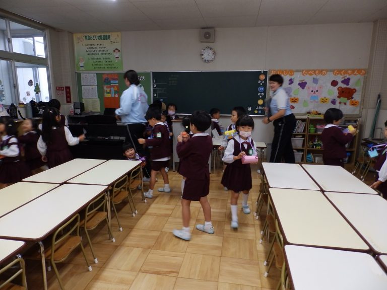 保育の様子　⑭　すみれ組