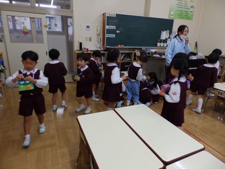 保育の様子　⑲　れんげ組